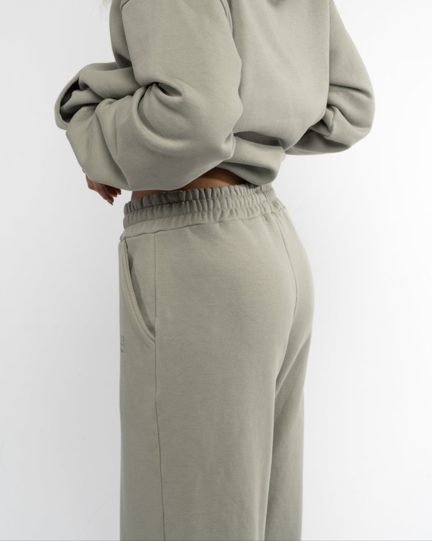 Taller straight leg jogger in grey